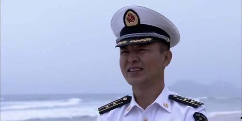 火蓝刀锋演员表向羽,英勇无畏的特战精英  第2张