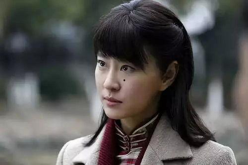 伪装者演员表王乐君,倾情演绎神秘特工，智勇双全的“影子”传奇  第2张