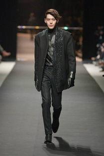 金宇彬走秀背景音乐,动感旋律演绎时尚风采