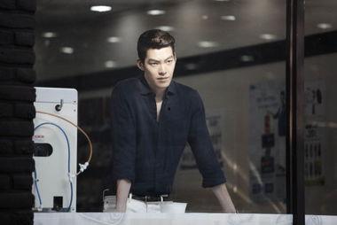 金宇彬走秀背景音乐,动感旋律演绎时尚风采  第2张