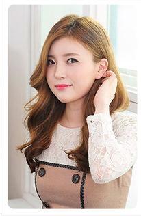 梨花烫图片中长发,古典与现代的完美融合 第2张 梨花烫图片中长发,古典与现代的完美融合 第2张