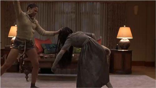 搞笑贞子的电影,贞子搞笑大逆袭  第3张