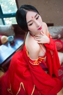 古装肚兜美女图片,肚兜美女风华绝代  第1张