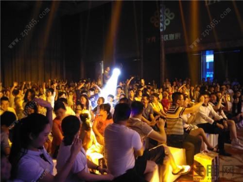 资料掌声,揭秘成功背后的辛勤与汗水 第1张 资料掌声,揭秘成功背后的辛勤与汗水 第1张